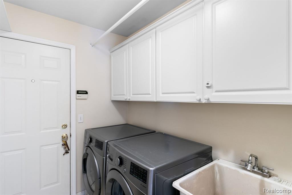 43552 INGLENOOK CT, Sterling Heights, MI 48314 — Photo 21