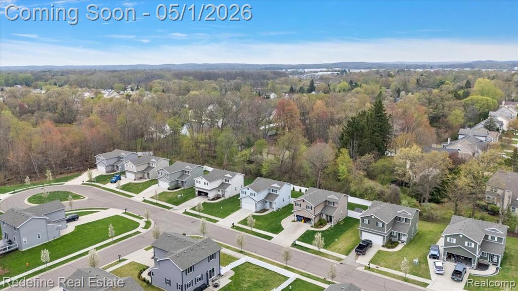 310 Fountain Park Drive, Waterford, MI 48327 — Photo 32