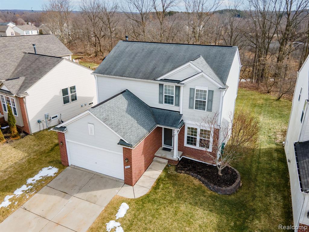 432 OTTER RUN Road, Holly, MI 48442 — Photo 2