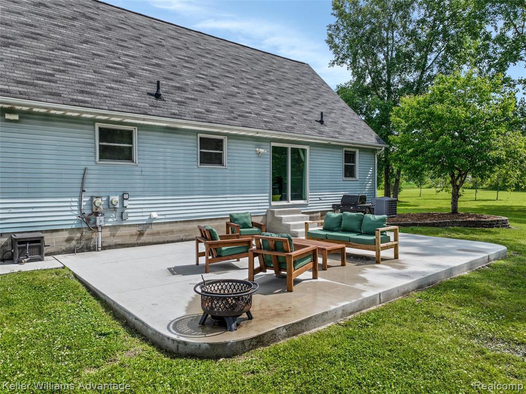 26855 King Road, Romulus, MI 48174 — Photo 33