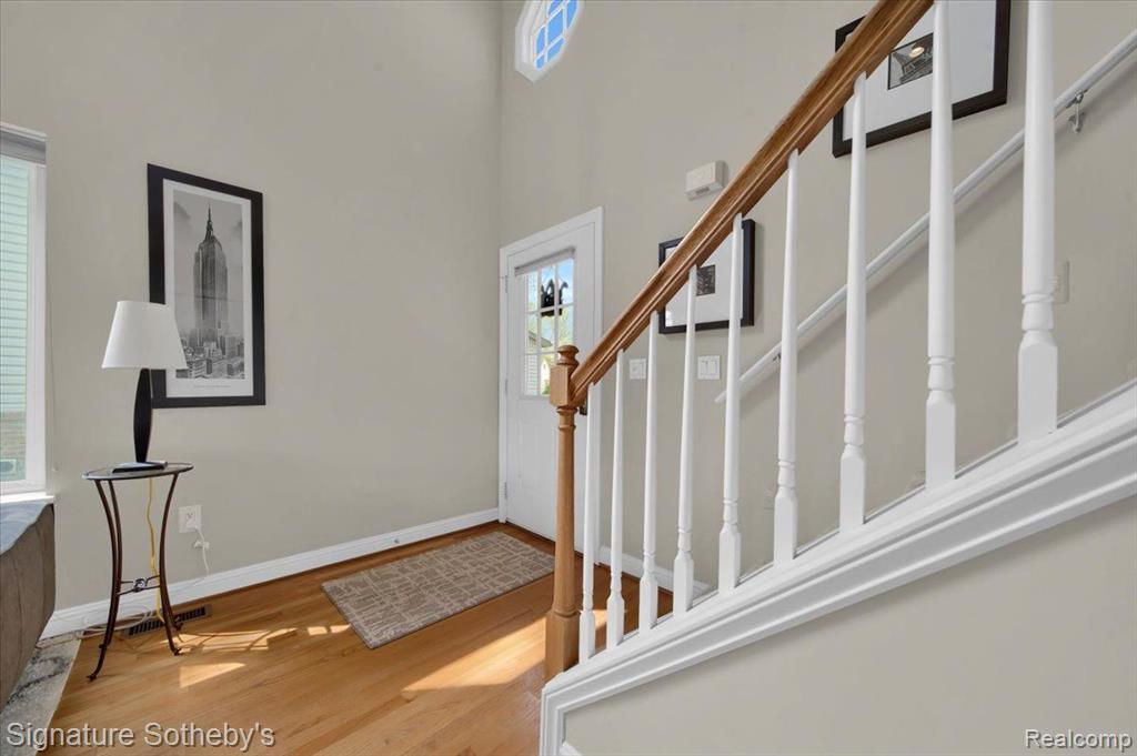 922 SYMES Avenue, Royal Oak, MI 48067 — Photo 2