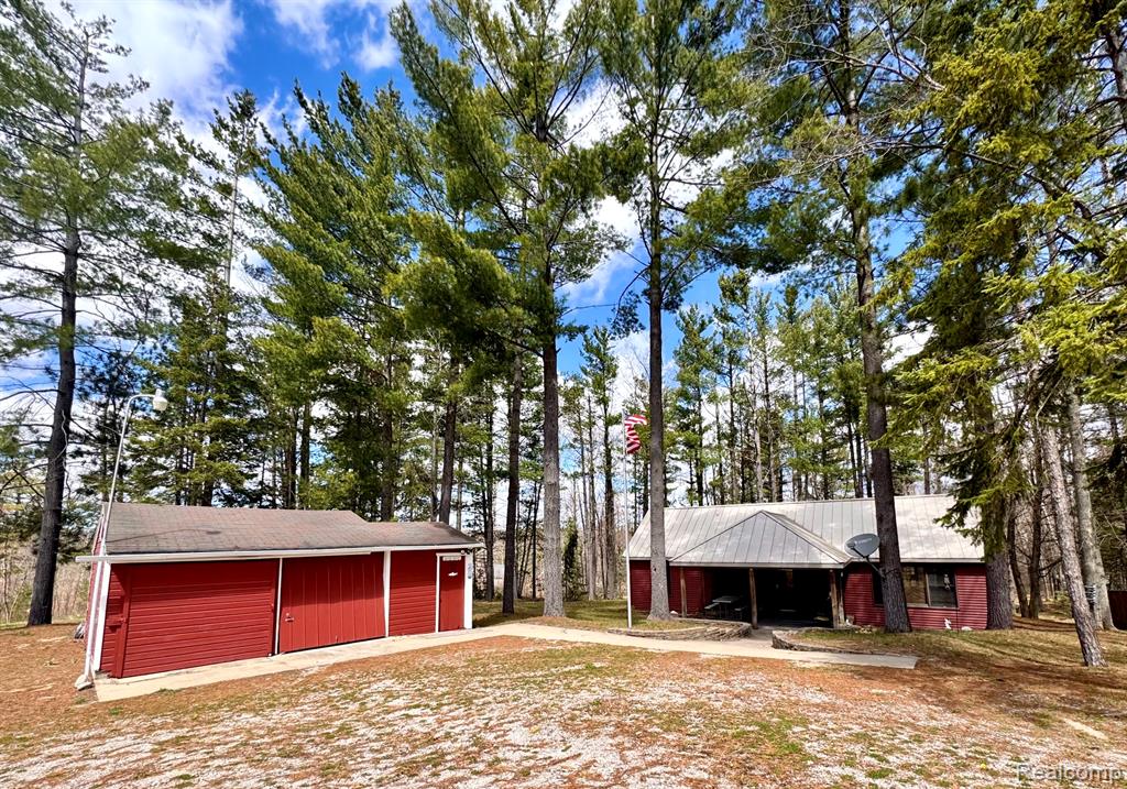 10931 ROBERTS RD N, Frederic, MI 49733