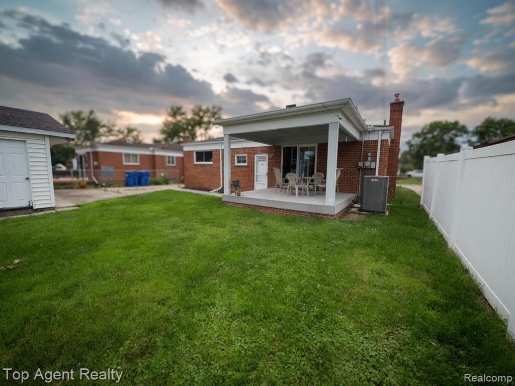 4436 Buckingham Drive, Warren, MI 48092 — Photo 5