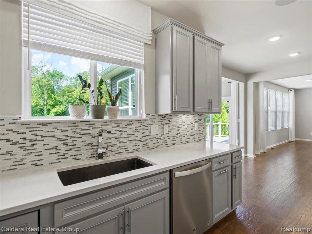 4132 Walcott Drive, Lake Orion, MI — Photo 16