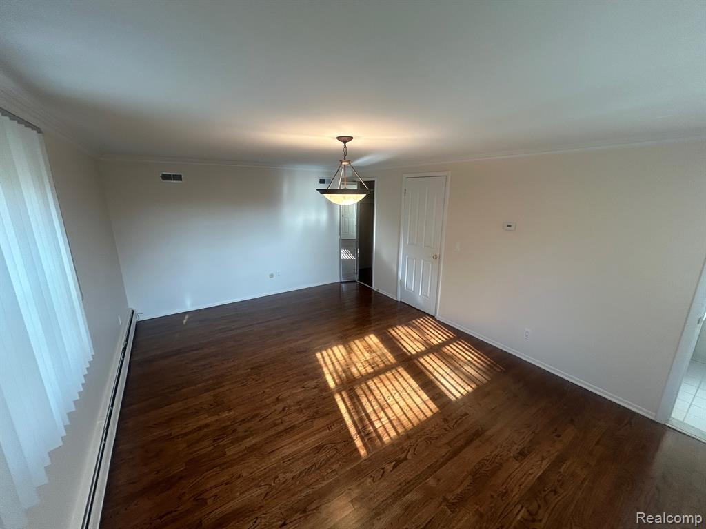 5659 KINGSMILL, Bloomfield Hills, MI — Photo 31