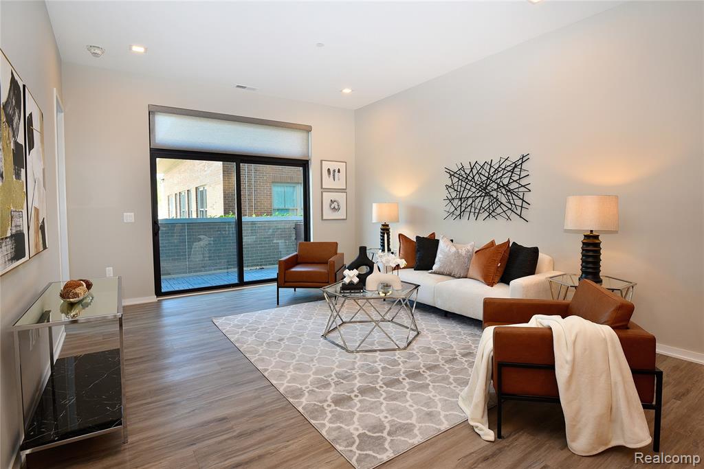 750 Forest Avenue, 202, Birmingham, MI 48009 — Photo 5