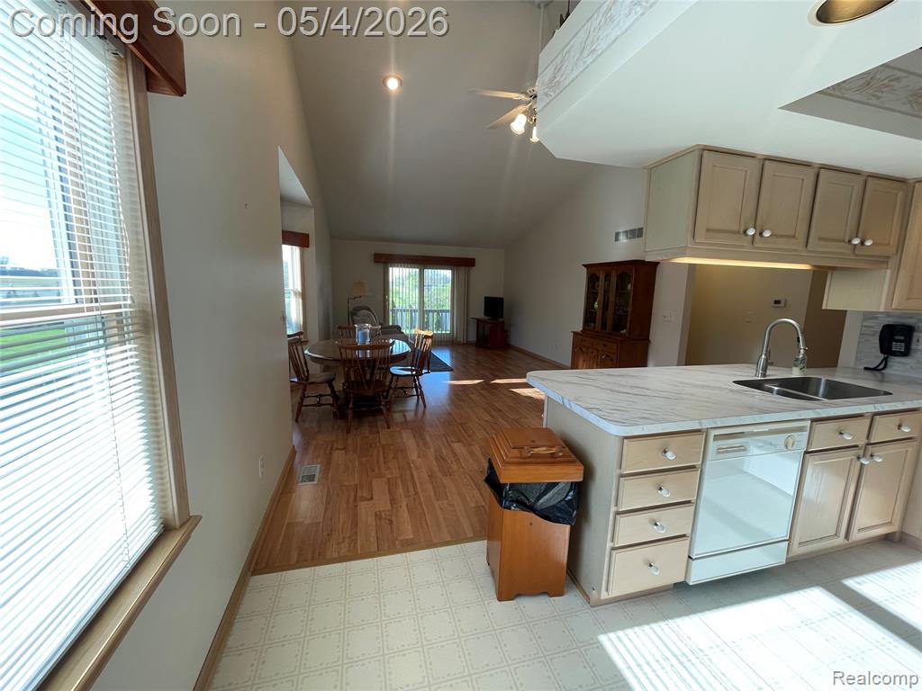9142 Luea Lane, Swartz Creek, MI 48473 — Photo 9
