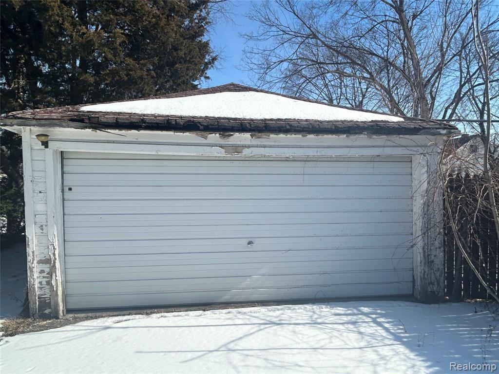 19332 Packard Street, Detroit, MI 48234 — Photo 53