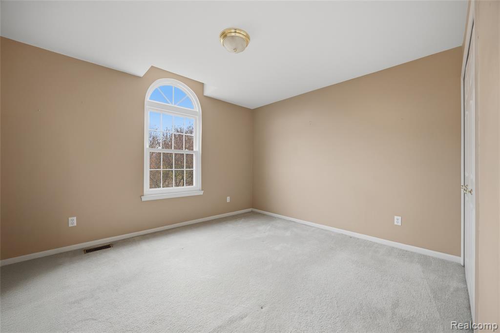 42453 Willsharon Street, Sterling Heights, MI 48314 — Photo 28