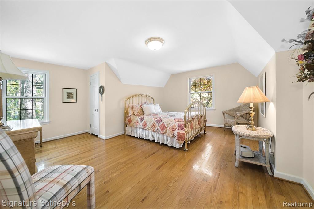 27721 SANTA BARBARA Drive, Lathrup Village, MI 48076 — Photo 23