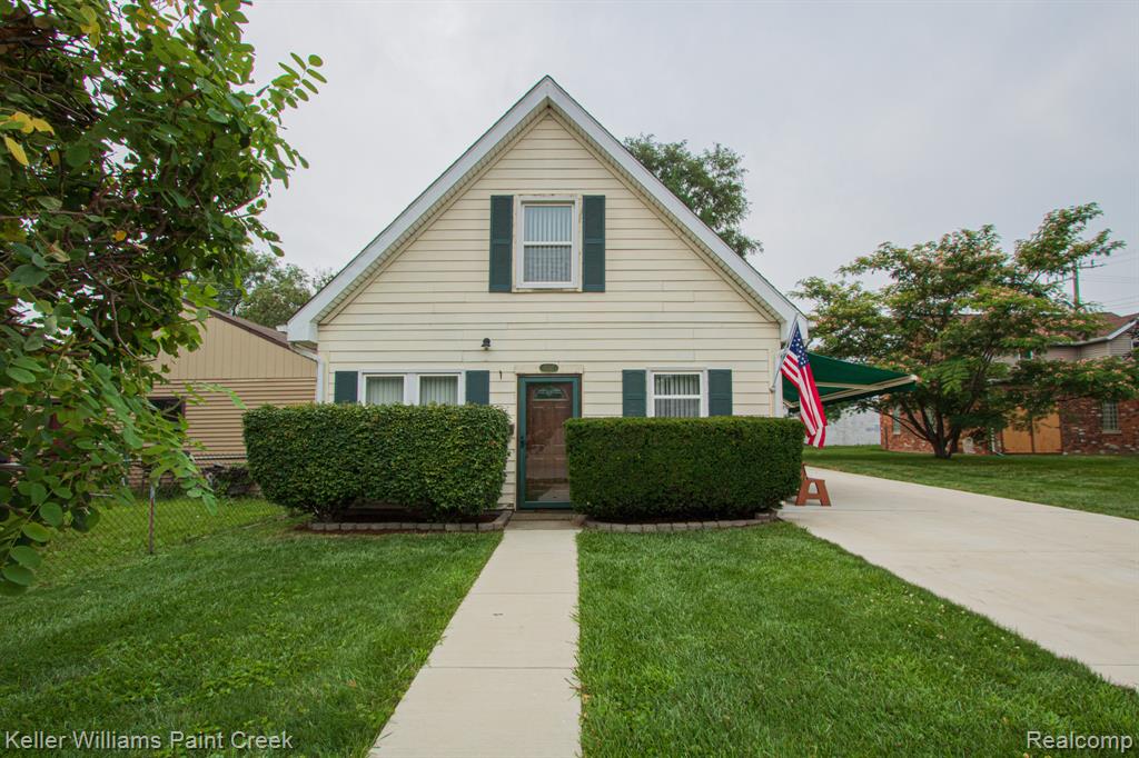 17501 Clarann Street, Melvindale, MI