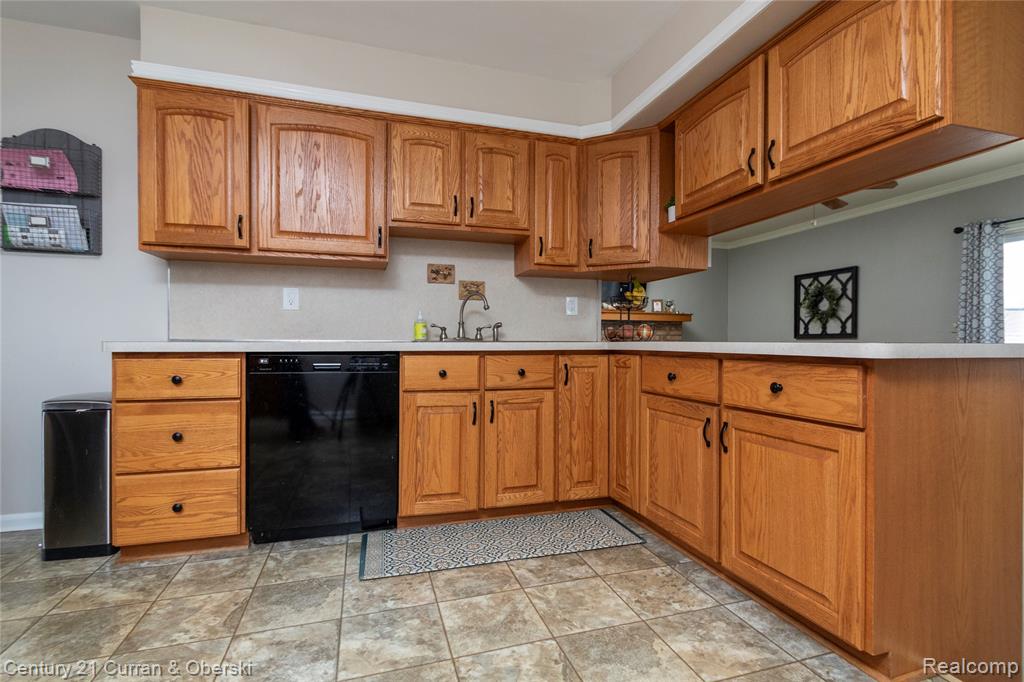 9625 Ruth Avenue, Allen Park, MI 48101 — Photo 20