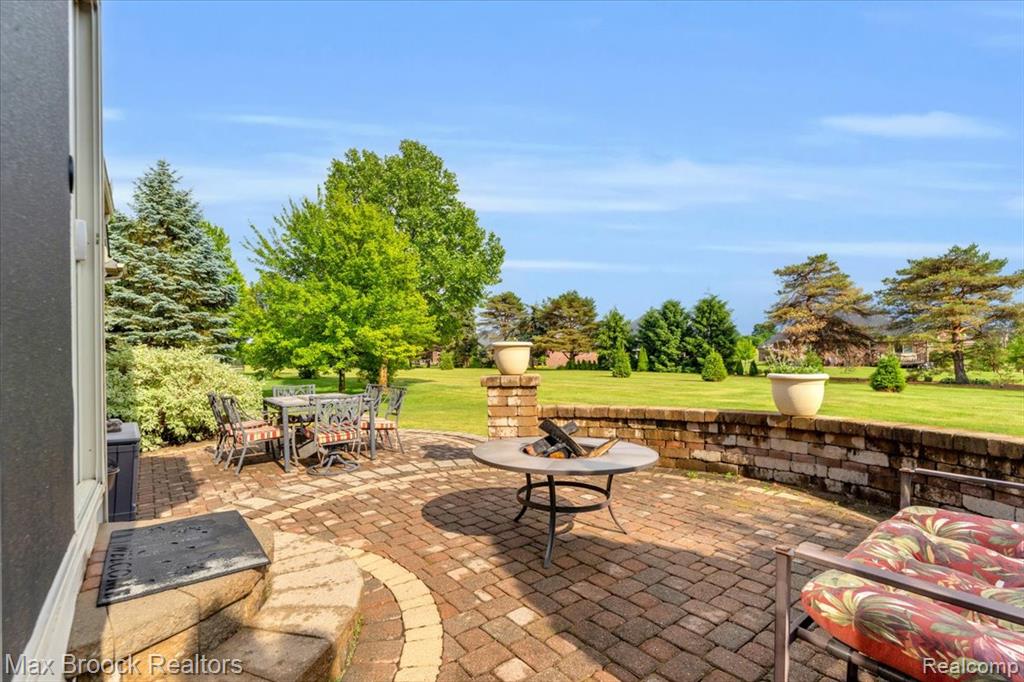 54265 Birchwood Drive, South Lyon, MI 48178 — Photo 42