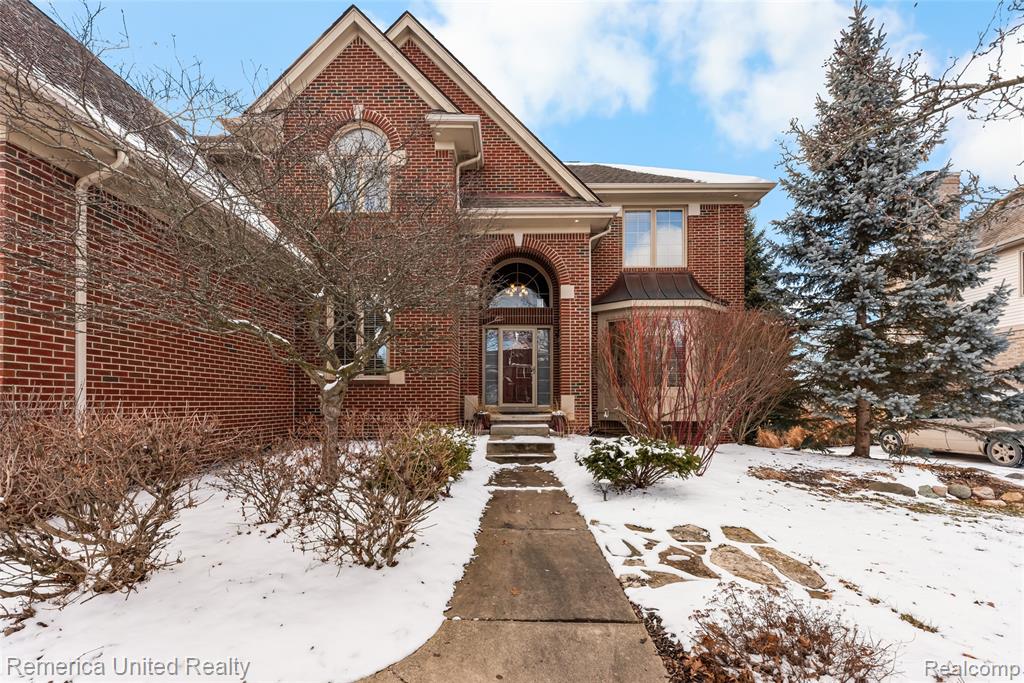 24695 Wedgewood Dr, South Lyon, MI 48178 — Photo 2