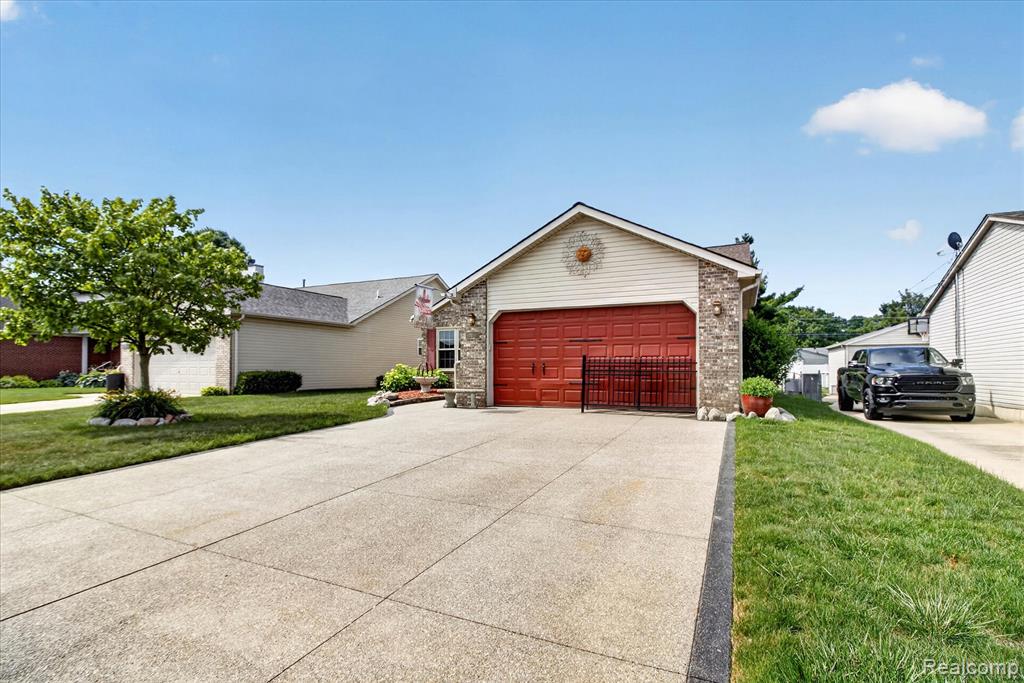 24220 Harrison Street, Clinton Twp, MI 48035 — Photo 6
