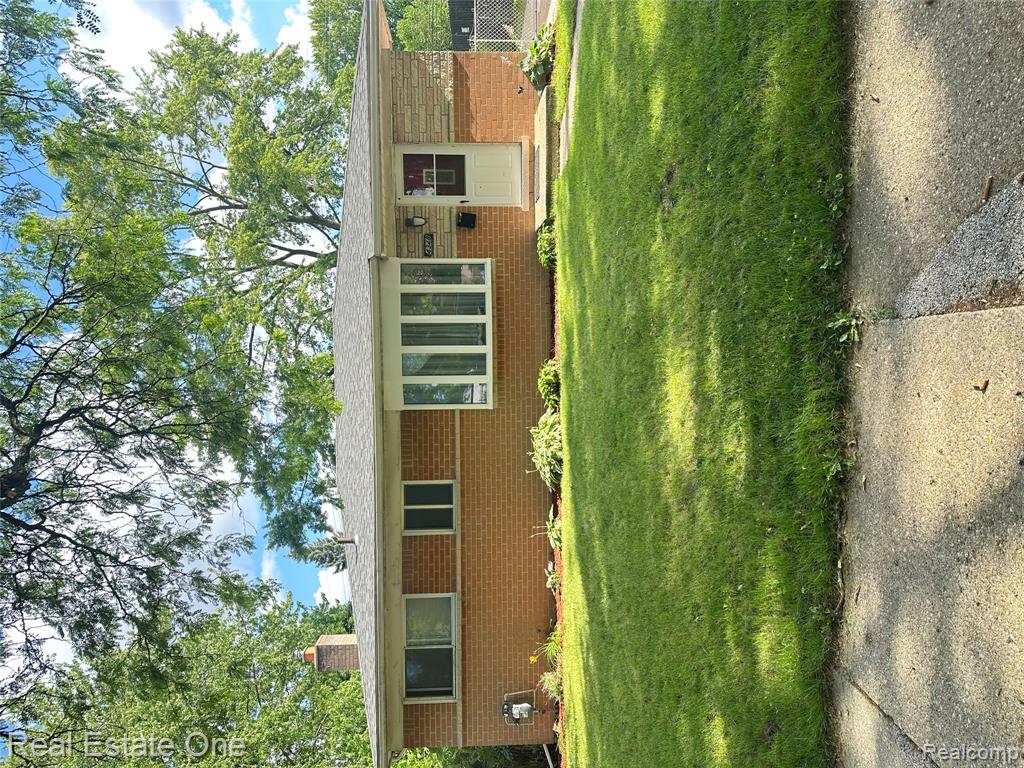 4348 Martin, Warren, MI 48092 — front exterior