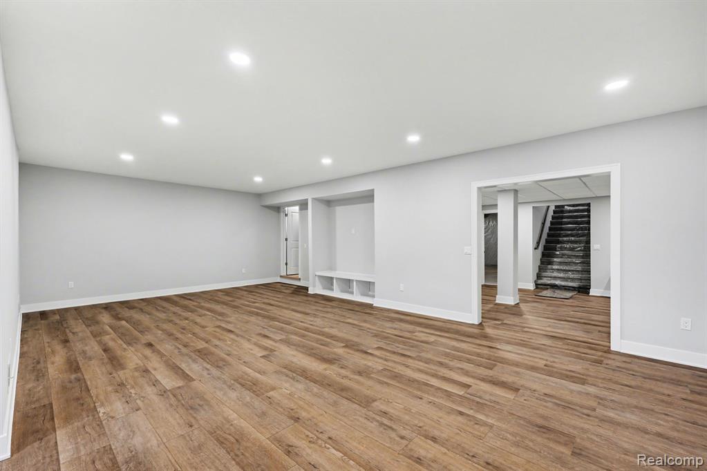 57382 Meadowridge Drive, Washington, MI — Photo 37