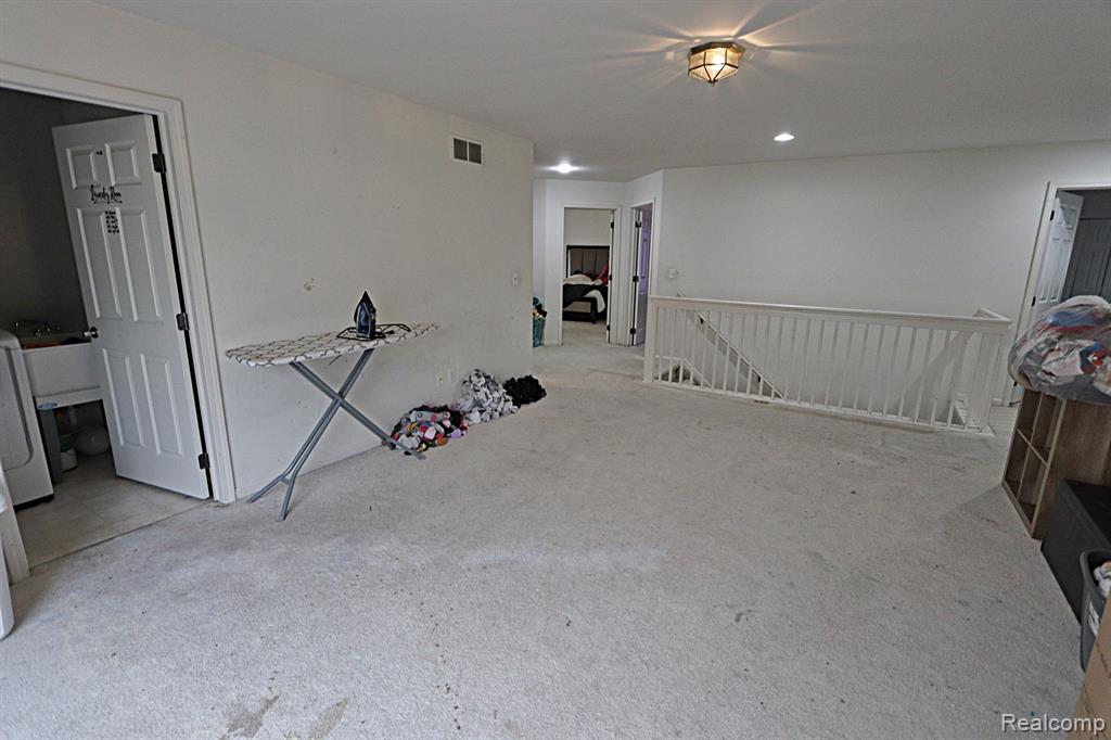 13218 MANTAUK, Belleville, MI 48111 — Photo 29