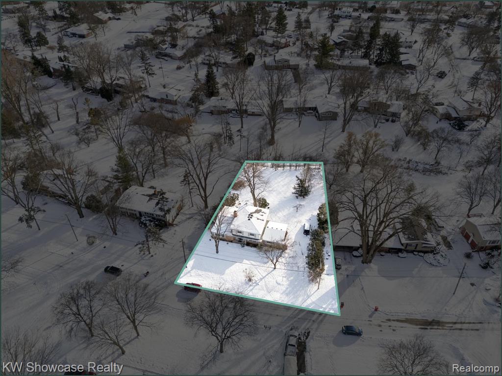 5241 S Pebblecreek Road, West Bloomfield, MI — Photo 44