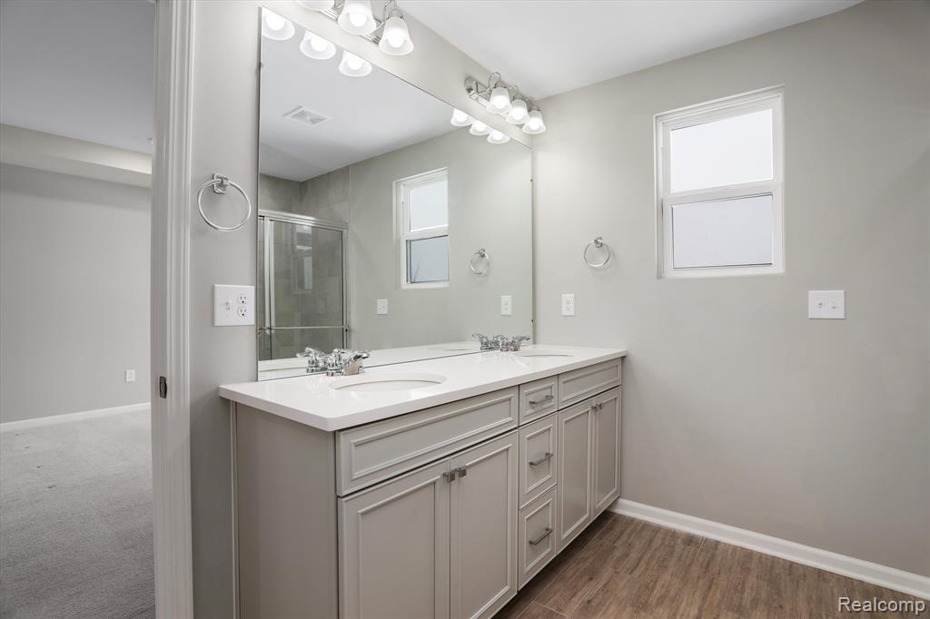 4974 Glenora Drive, Lake Orion, MI — Photo 18