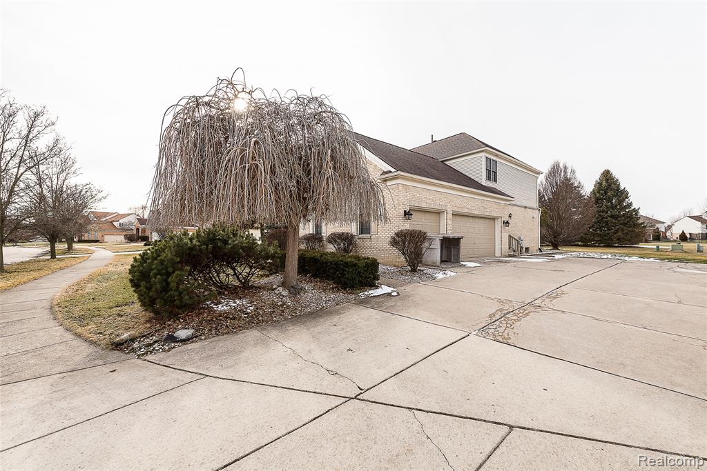 464 Waterview Court, Canton, MI 48188 — Photo 2