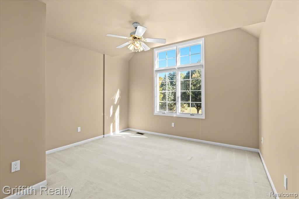 4364 Lake Forest Drive E, Ann Arbor, MI 48108 — Photo 32
