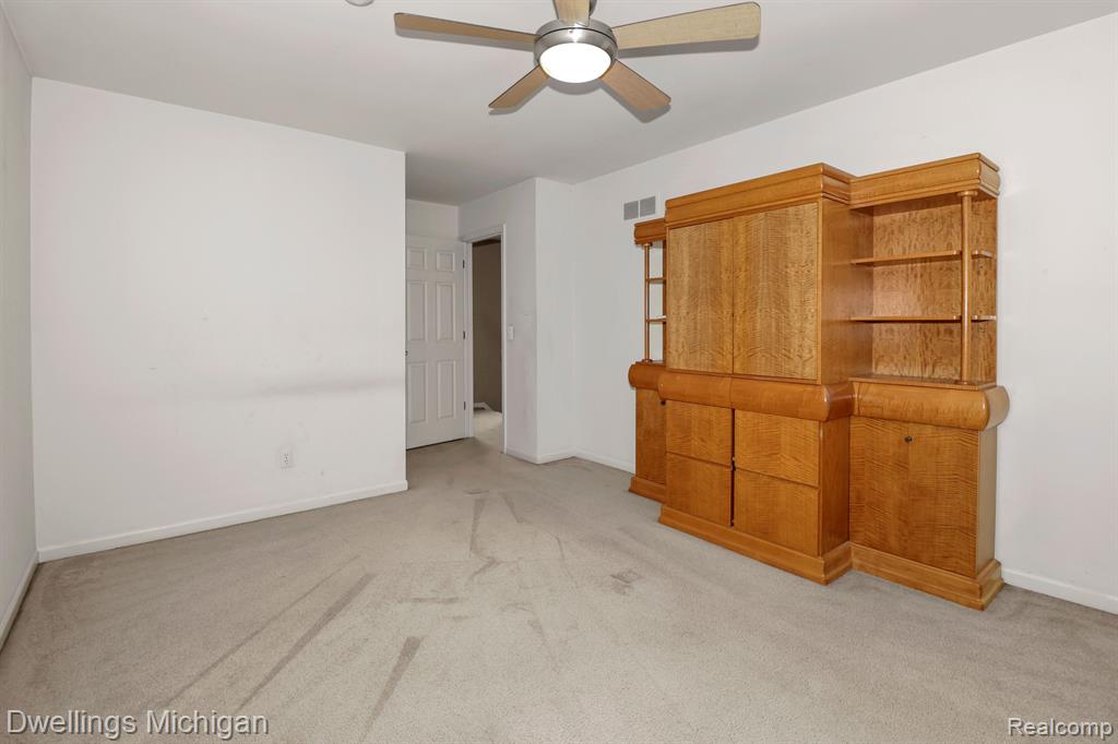 43547 YORKVILLE Drive, Canton, MI 48188 — Photo 9