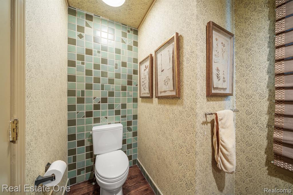 8519 HENDRIE Boulevard, Huntington Woods, MI — Photo 36