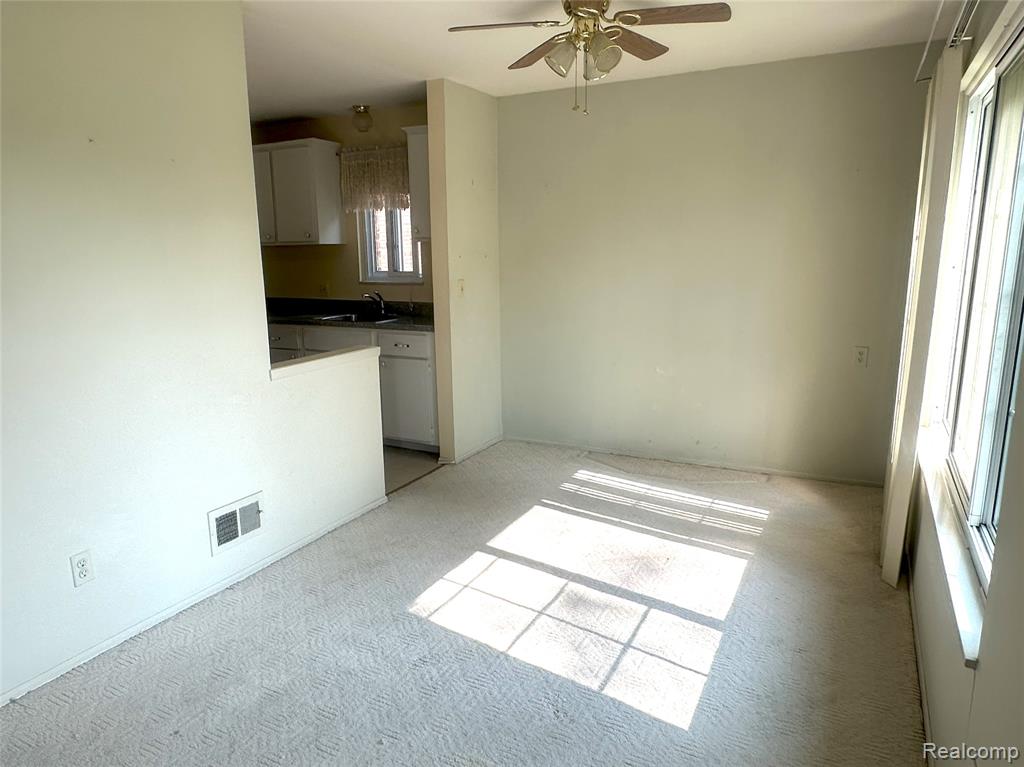29330 Hoover Road, 330, Warren, MI 48093 — Photo 11
