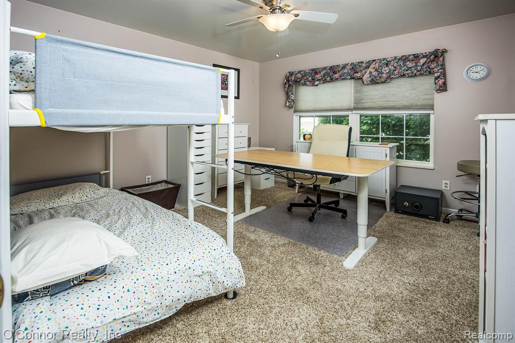 474 Colorado Avenue, Marysville, MI 48040 — Photo 23