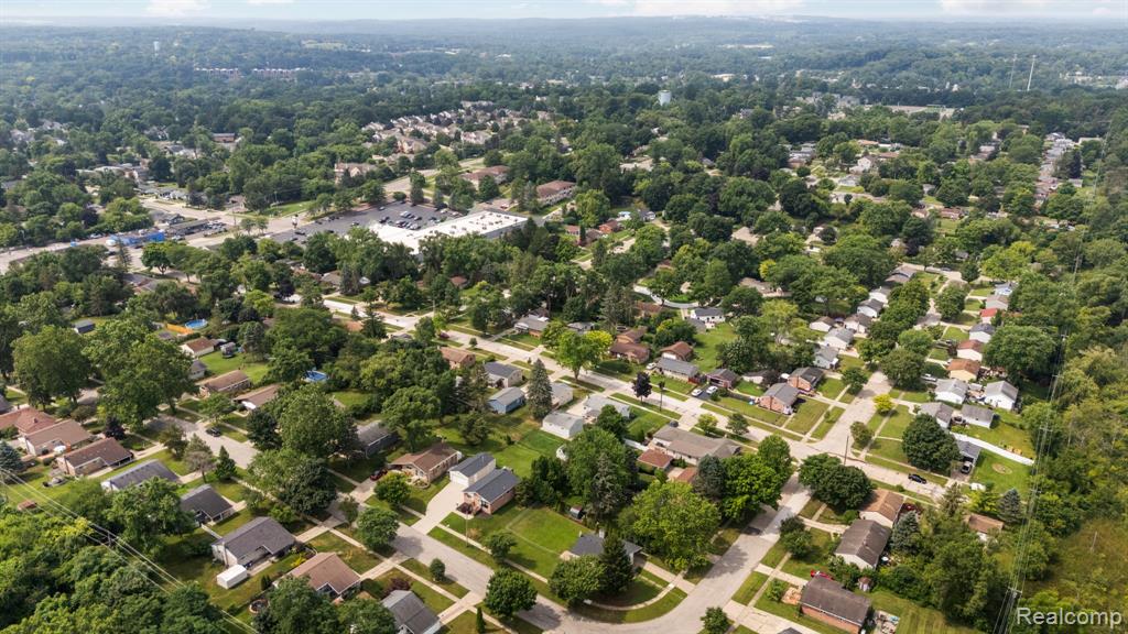790 Friar Drive, Milford, MI 48381 — Photo 9