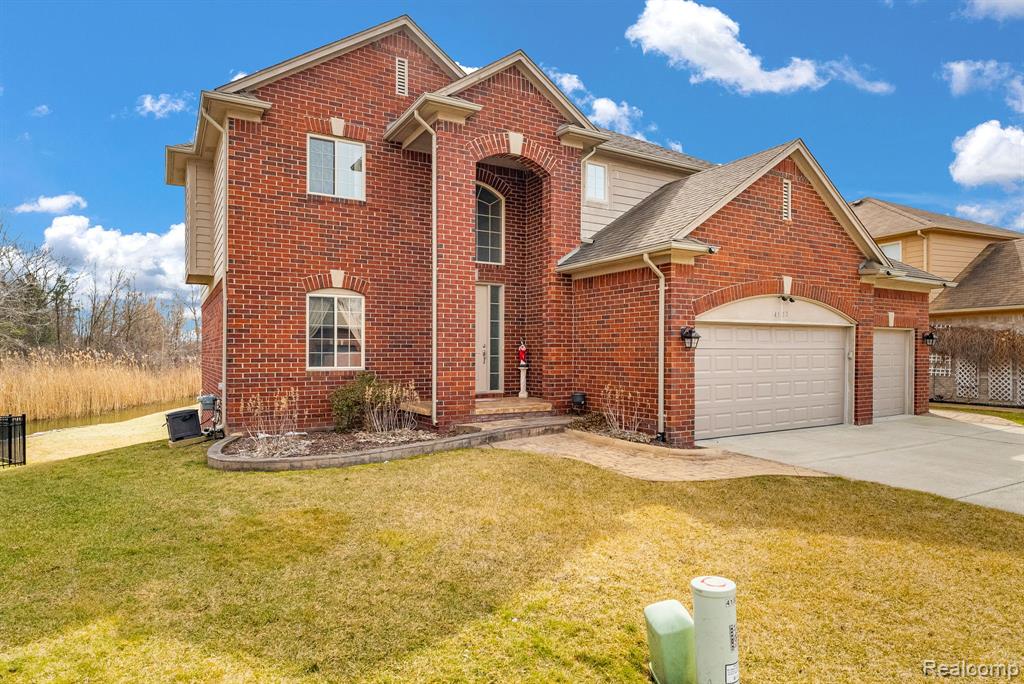 4122 Hawks Nest Road, Utica, MI 48317 — Photo 9