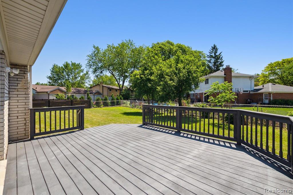 44259 N UMBERLAND Circle, Canton, MI 48187 — Photo 44