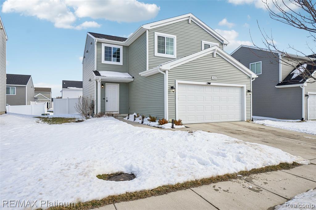 2840 Sycamore River Drive, Fowlerville, MI 48836 — Photo 2