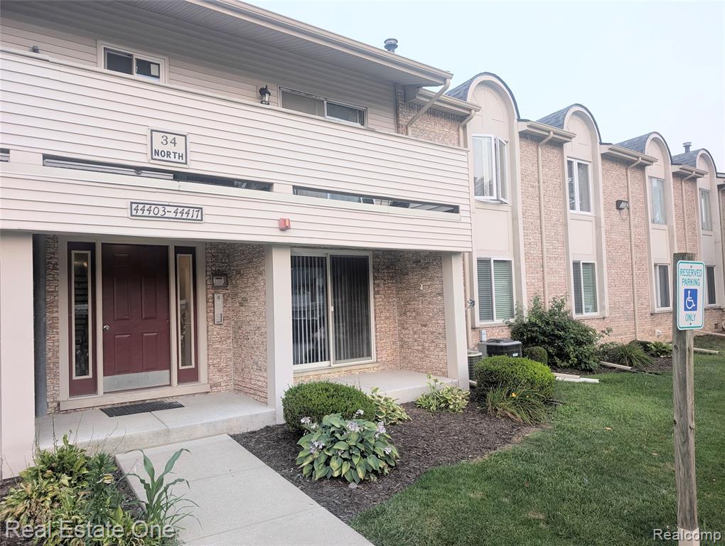 44417 Savery Drive, 145, Canton, MI 48187 — Photo 2