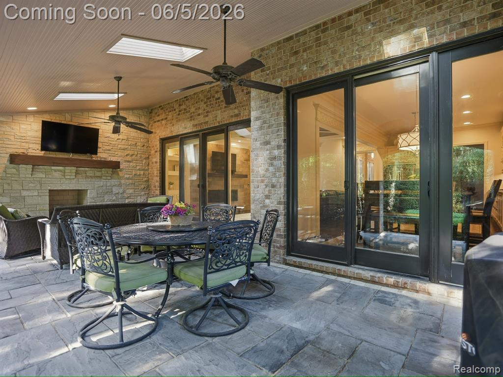 55951 Ashbrooke Drive W, Utica, MI 48316 — Photo 10