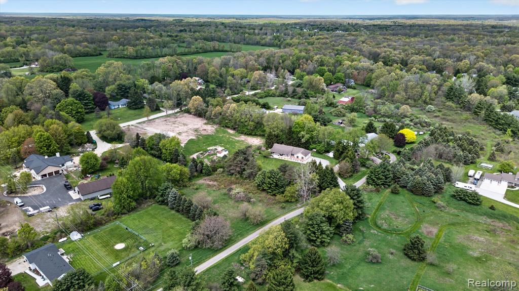 7659 Clyde Road, Fenton, MI 48430 — Photo 37