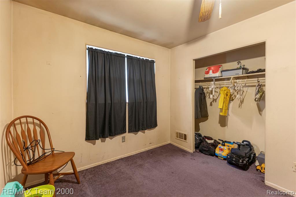 5622 Campbell Street, Dearborn Heights, MI 48125 — Photo 21