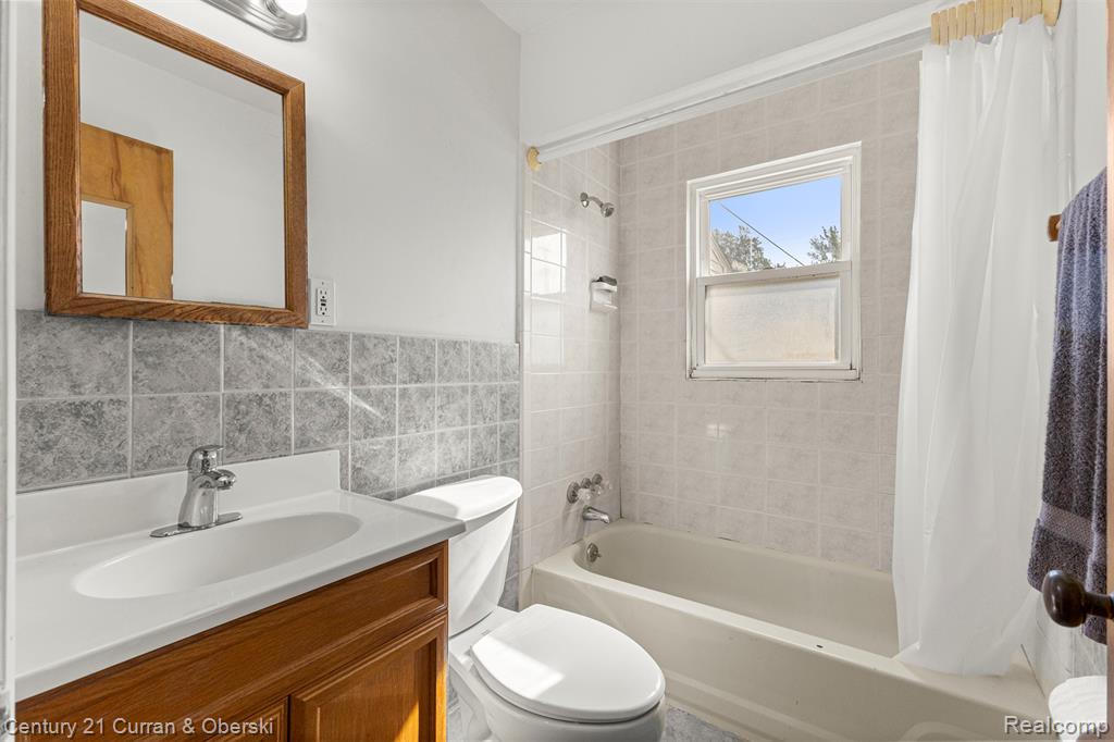 6415 Weddel Street, Taylor, MI 48180 — Photo 15
