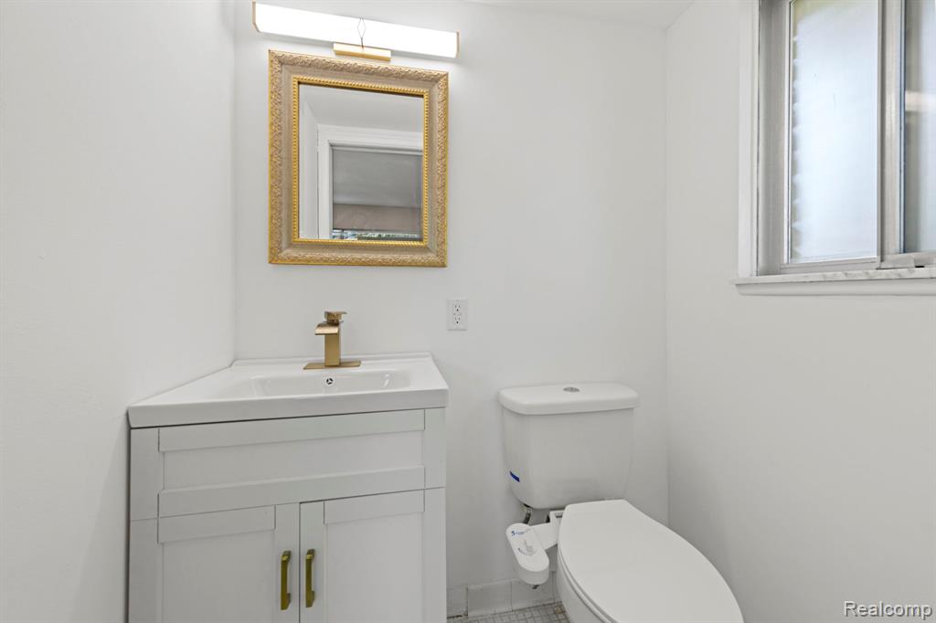 32104 Claeys Drive, Warren, MI 48093 — Photo 18