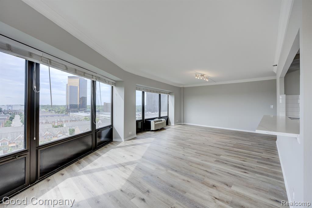 5000 TOWN Center, 1104, Southfield, MI 48075 — Photo 18