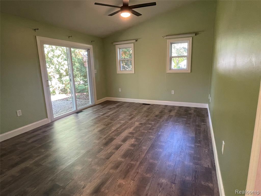 8981 Devon Drive, Shelby Twp, MI 48317 — Photo 18