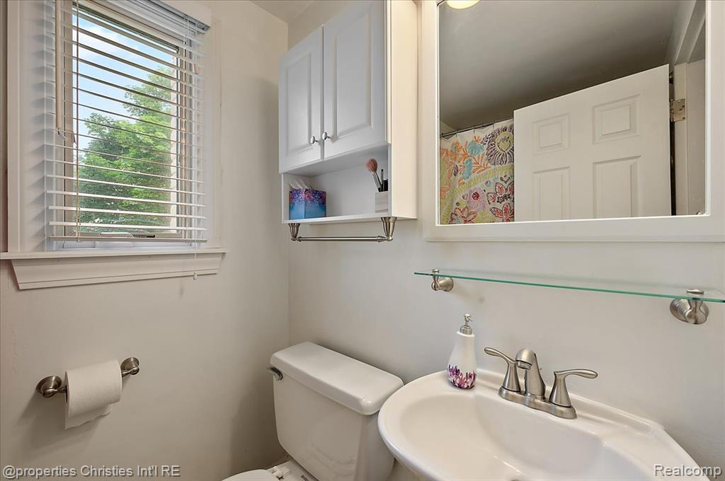 731 N Eton Street, Birmingham, MI 48009 — Photo 16