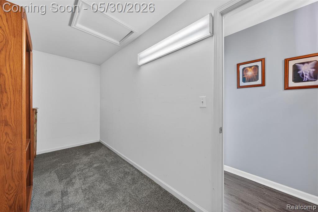 18364 Beechwood Street, Roseville, MI 48066 — Photo 38