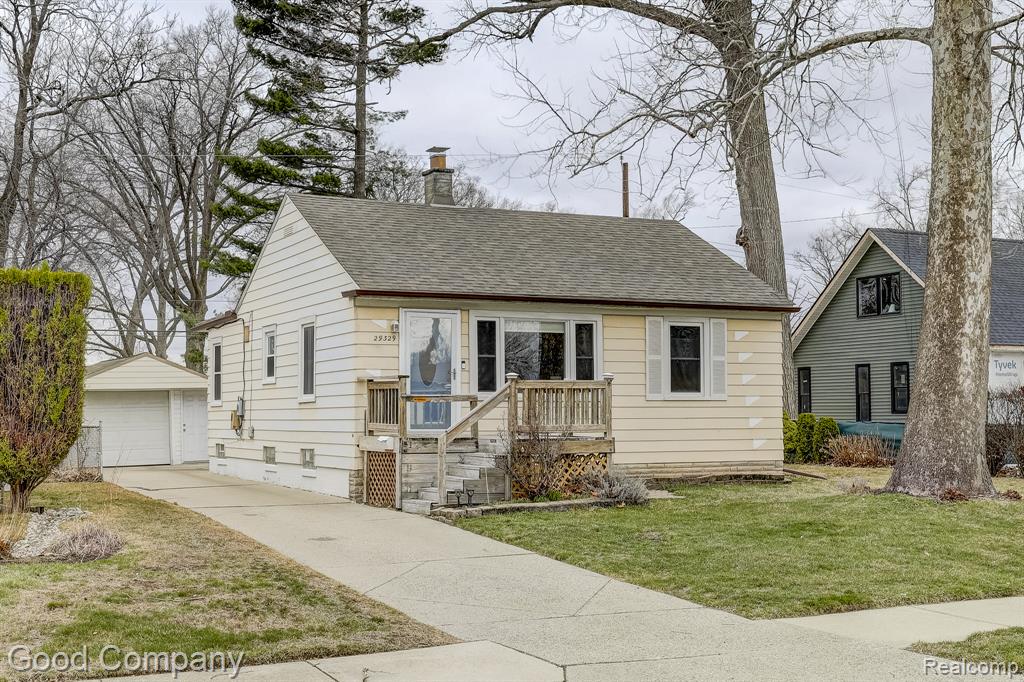 29329 Tawas Street, Madison Heights, MI 48071 — front exterior