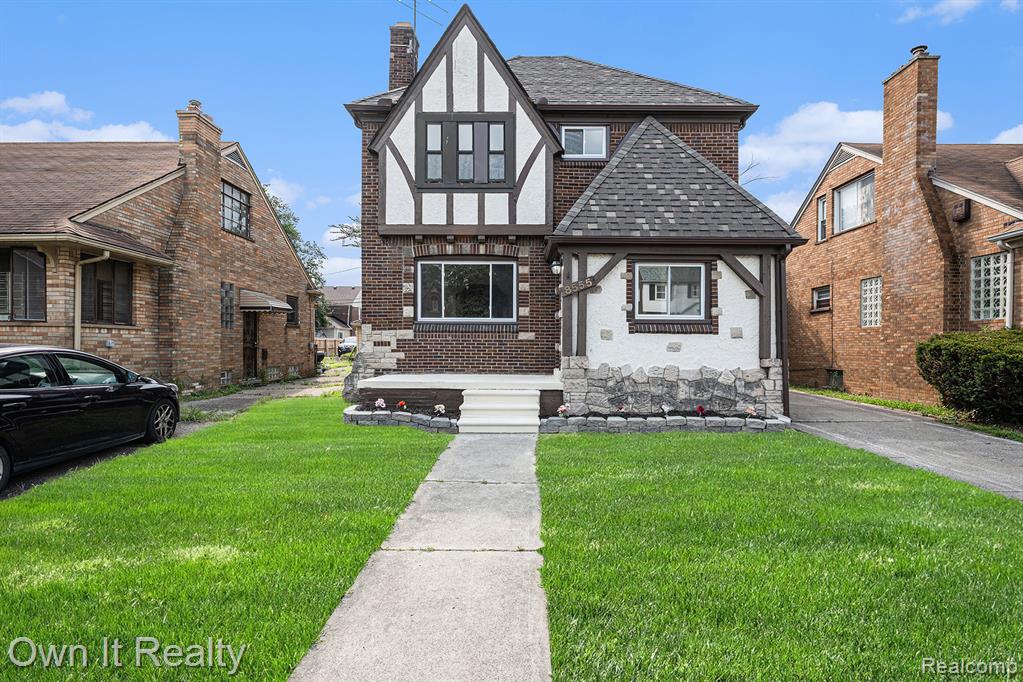 8555 Sorrento Street, Detroit, MI 48228 — front exterior