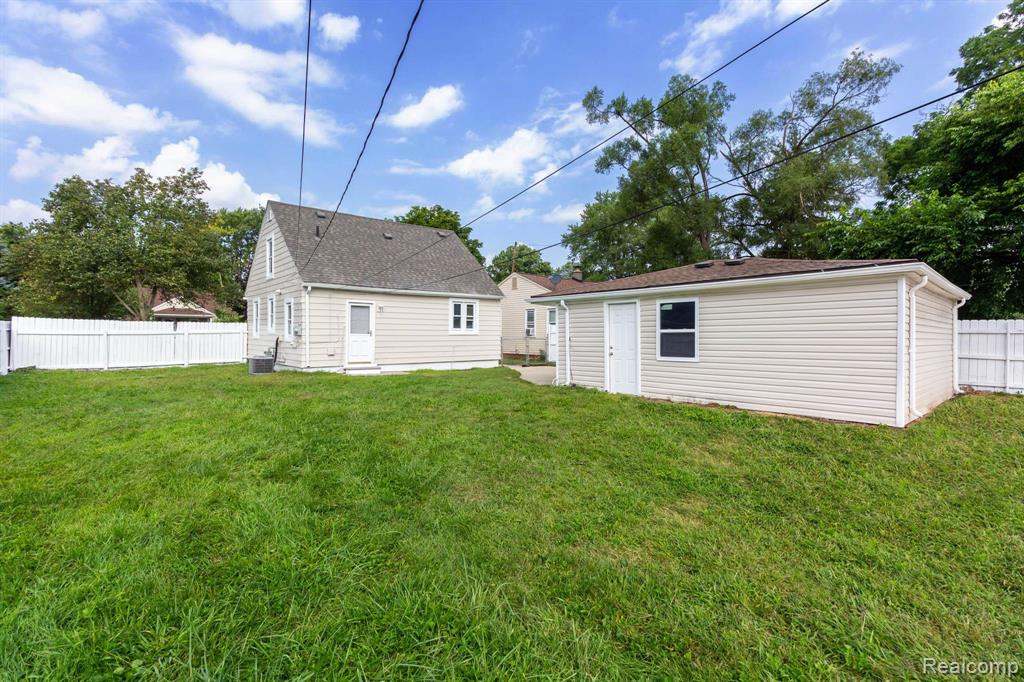 5961 McGuire Street, Taylor, MI 48180 — Photo 21
