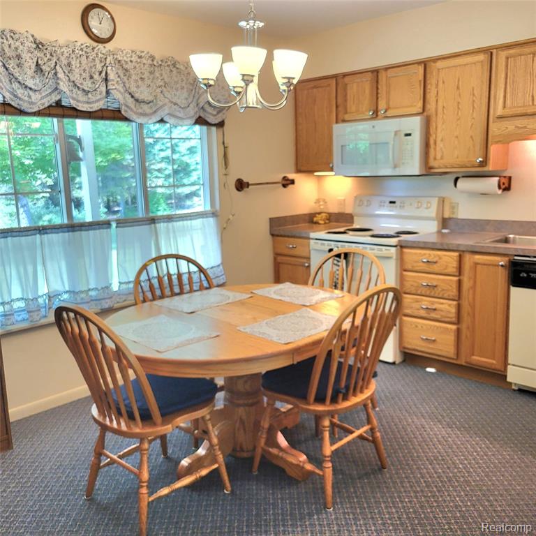 5060 Pinecone Drive, Lapeer, MI 48446 — Photo 8