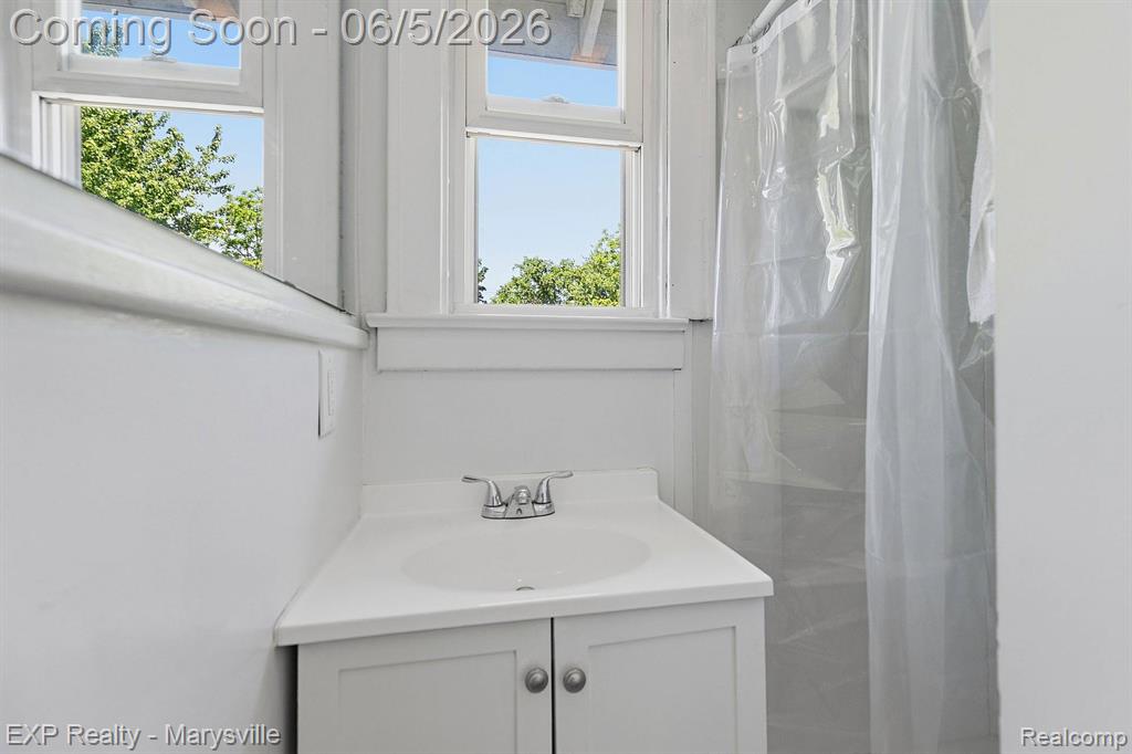 504 Clinton, St. Clair, MI 48079 — Photo 19