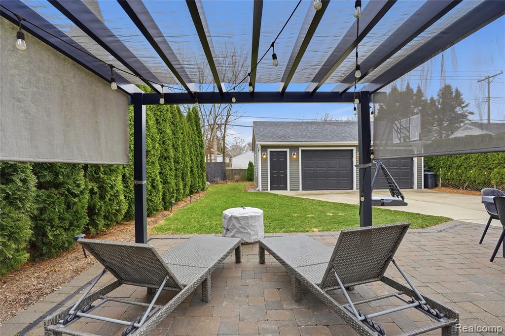 373 Hillcrest Avenue, Grosse Pointe Farms, MI 48236 — Photo 45